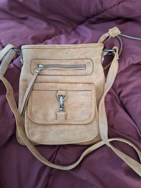 Tan Women's Crossbody Bag - Classic Casual Shoulder Bag